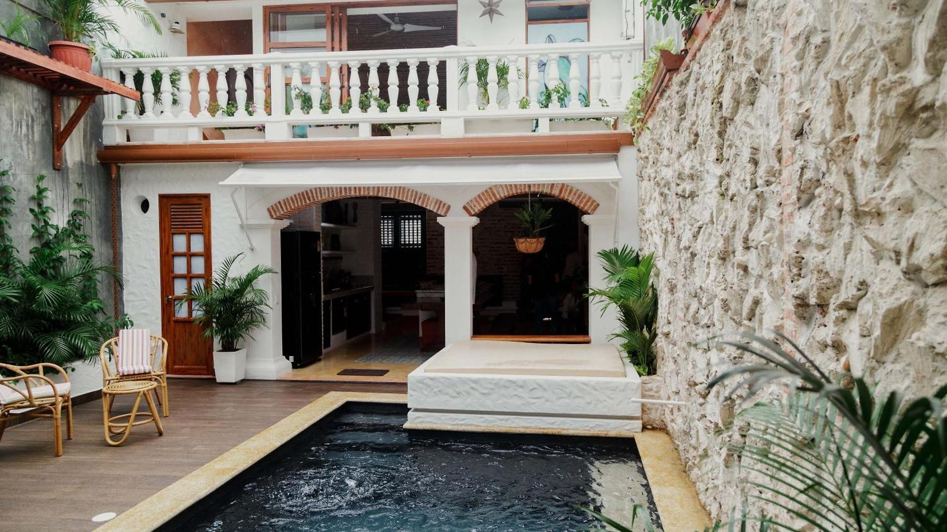 Spiritual Luxury 4br Pool&roofterrac Getsemani New Villa *